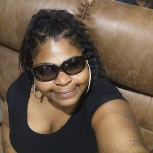 Meet your Posher, Latoya